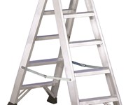 P1 industrial stepladder