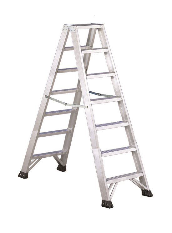 P1 industrial stepladder