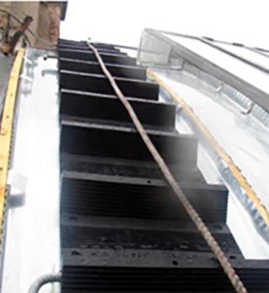 Extension ladders for roof access