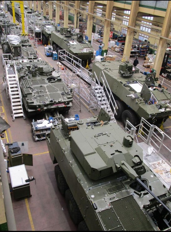 Estructuras móviles para mantenimiento de vehículos del ejército de tierra